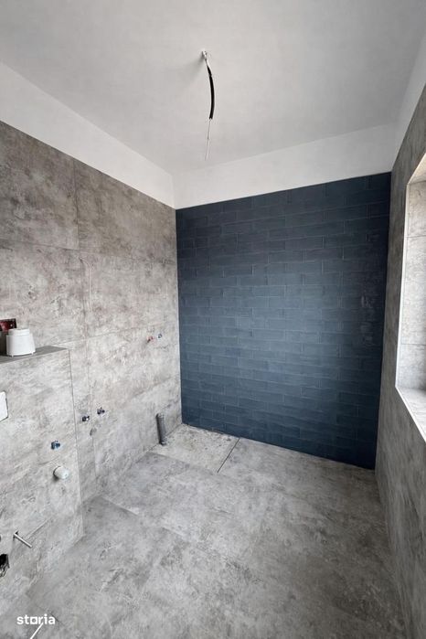 Proprietar Vand Casa TERMO  PASIVA capabila sa functioneze independent