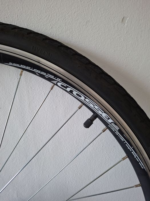 Комплект отлично състояние задна Капла Crosser X3 28" алуминий главина Joytech касета Shimano MF-TZ20 6 скорости