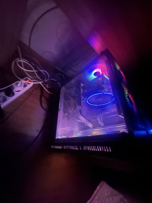 Продам срочно компьютер для игр и работы