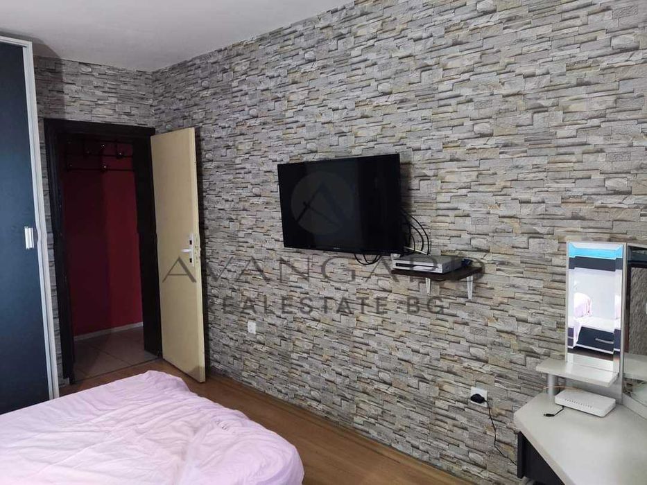 Продава се Четиристаен апартамент в Пловдив, Център - 102 кв.м за 2922 €/кв.м - Снимка #6