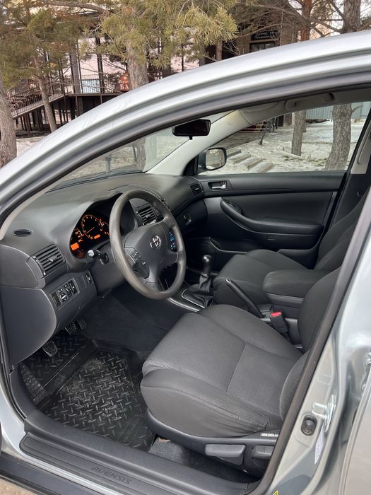 Продам Toyota Avensis 2008г.