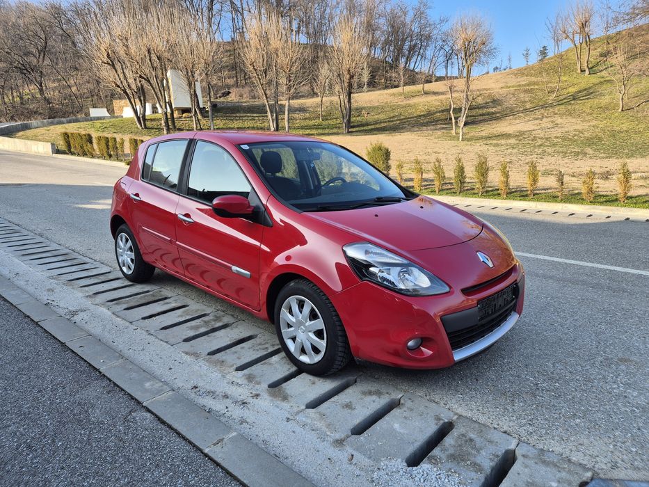 Renault Clio 2011 1,2 benzina Euro 5 Impecabila!!!