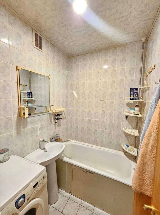 Продаётся 3/2/5 на БУЗ 1 ( художников)