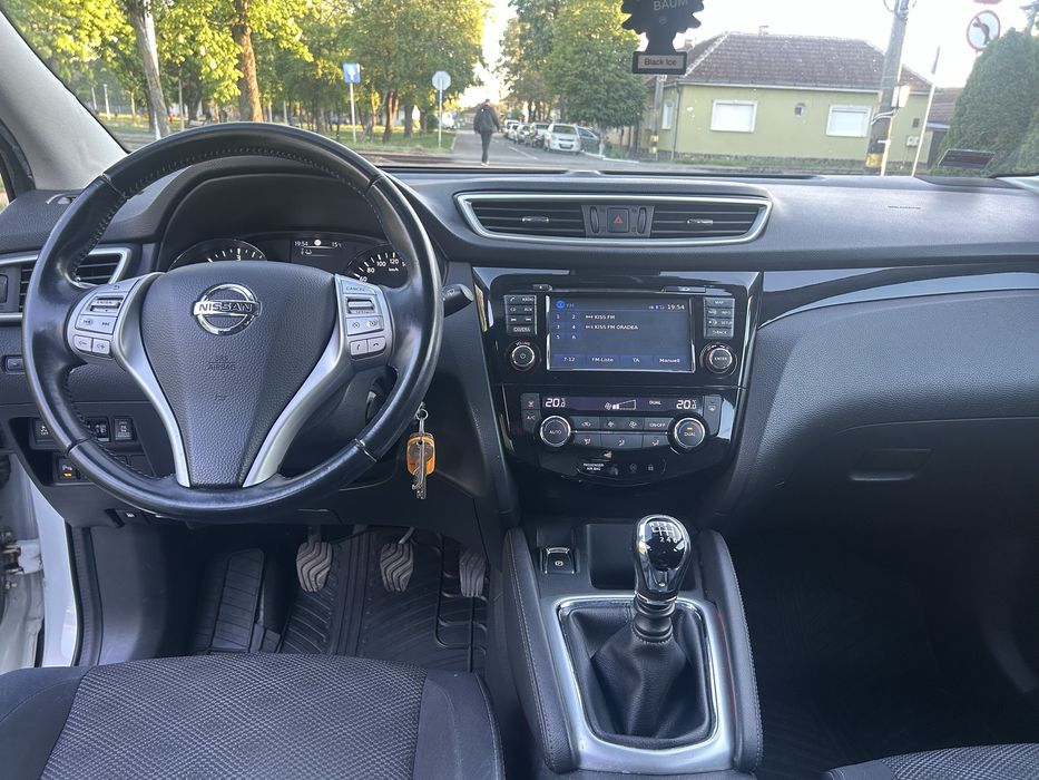 Nissan qashqai 1.6 dci 130 cp, 4x4, full led,an fabr 2014,euro5