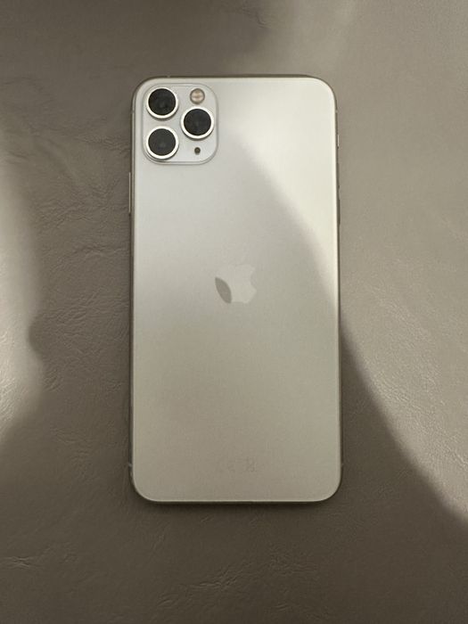 iPhone 11 Pro Max 64GB White