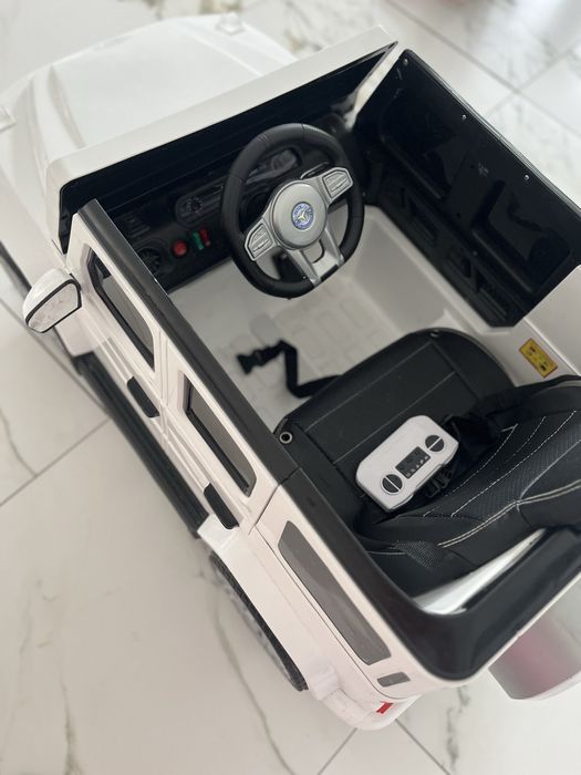 Машина детская Мерседес