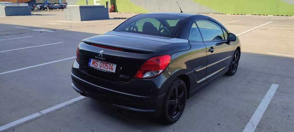Peugeot 207 CC. Euro 5 An 2012