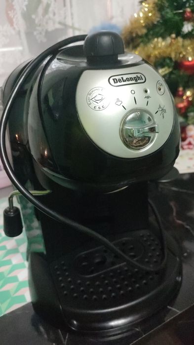 Espressor manuala DeLonghi
