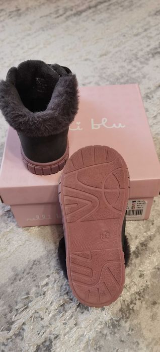 Ghete imblanite mărimea 24