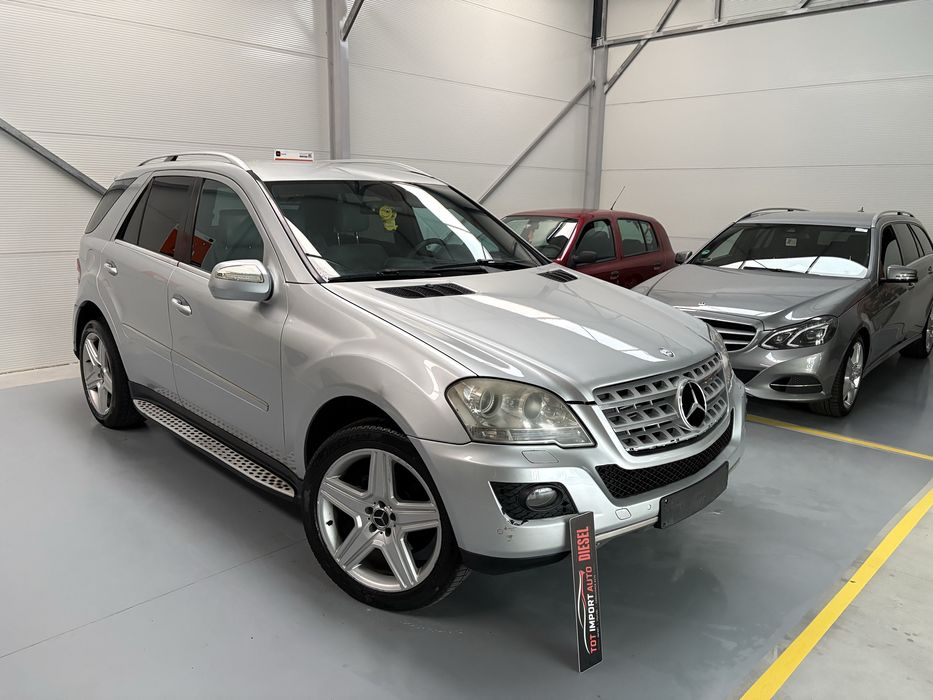 Mercedes ML 350 3.0 Diesel 4x4 Automat Full Option Piele Crem R20 Accept Schimb