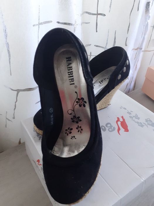 Pantofi HABBIBI.