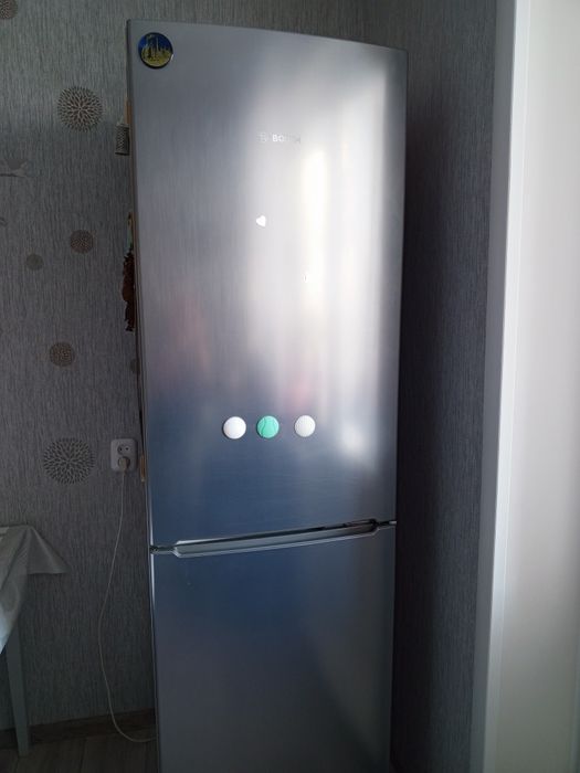 Продам холодильник Bosch (No frost)