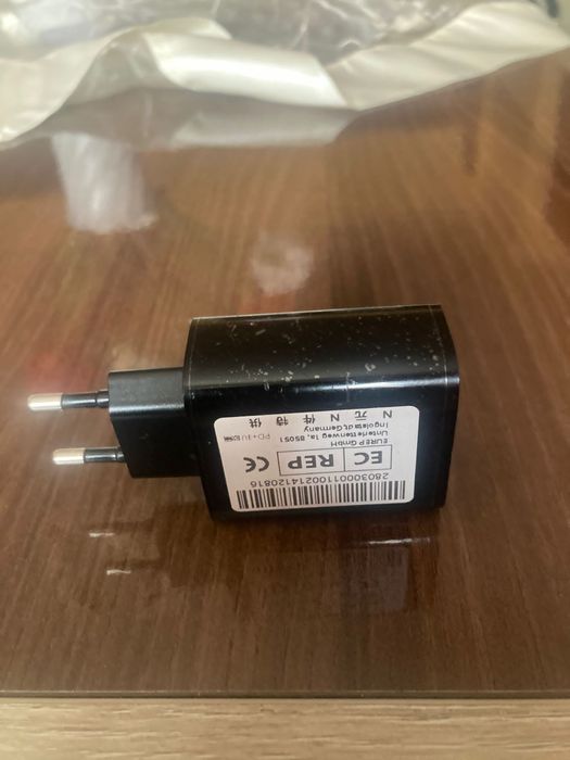Incarcator usb telefon