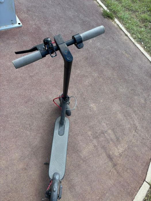 Электро самокат xiaomi