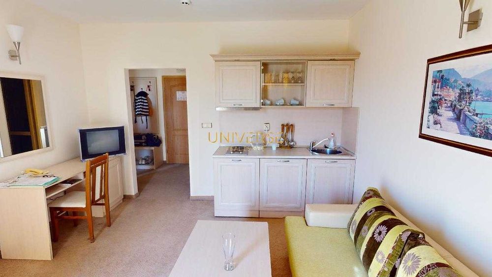 Продава се Двустаен апартамент в к.к. Слънчев бряг - 61 кв.м за 1000 €/кв.м - Снимка #1