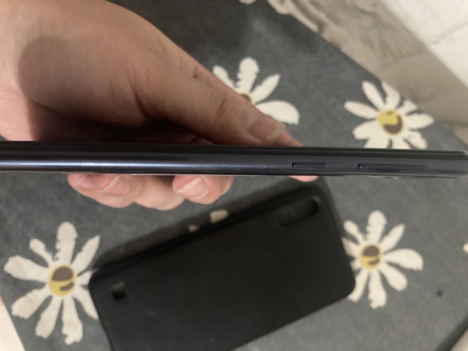 Продам Samsung A10