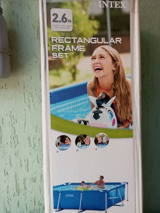 Продается бассейн, состояние новое