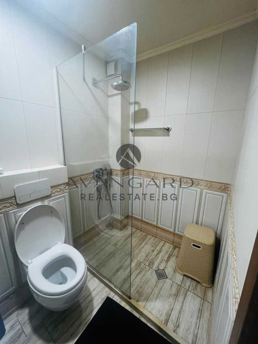 оф.22373 Тристаен Обзаведен Кючук Париж