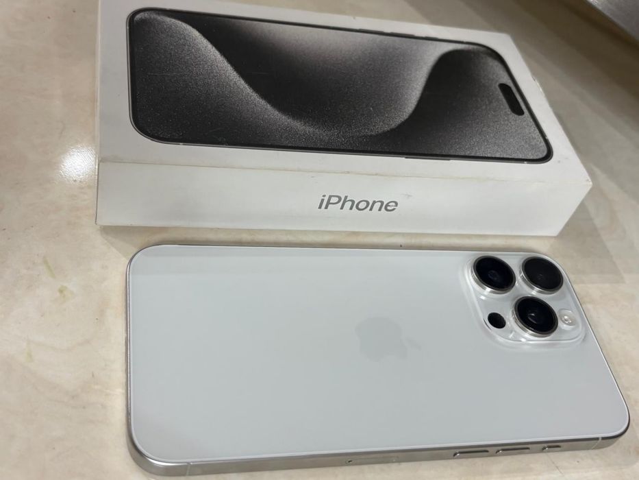 iPhone 15 Pro Max