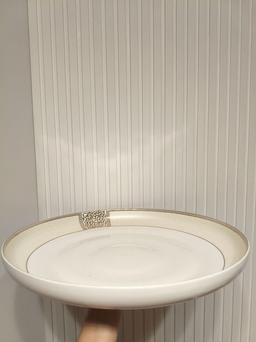 Продам столовый сервиз