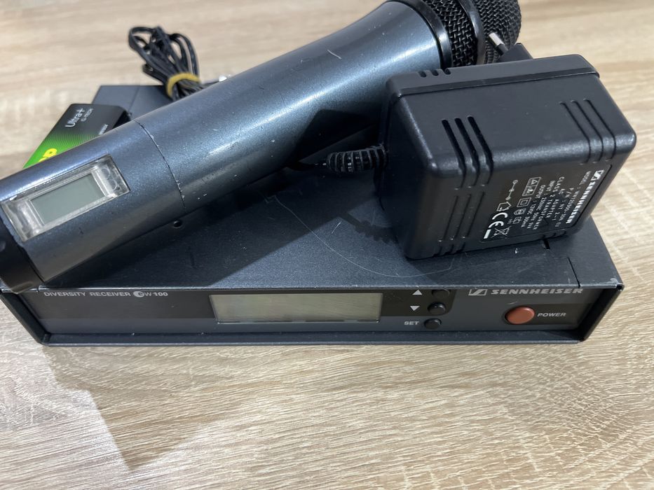 Microfon Sennheiser EW100