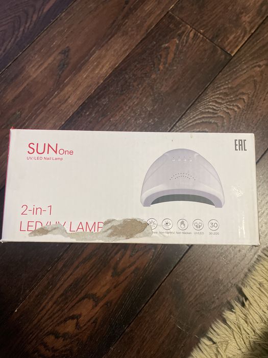UV/LED лампа за маникюр