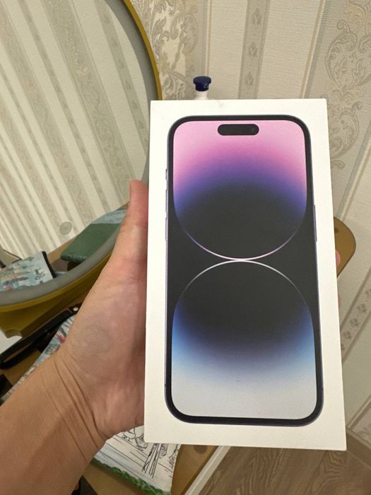 Iphone 14 pro purple