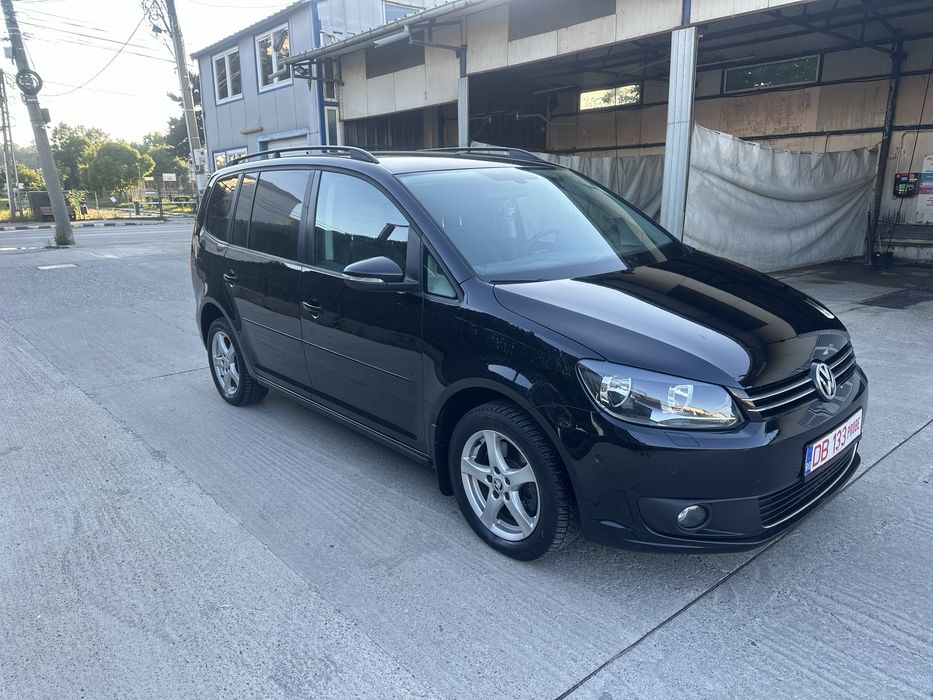 VOLKSWAGEN Touran 2012 — imagine 2