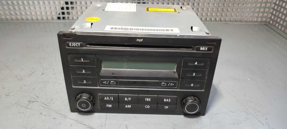 Radio mp3 volkswagen vw sharan 2007 cod 6q0035152