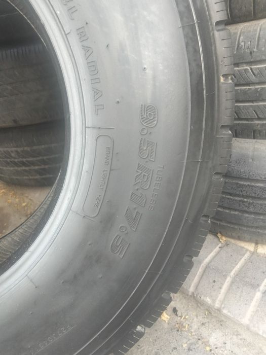 Isuzu shina 1 dona rabotchi 9.5R 17.5