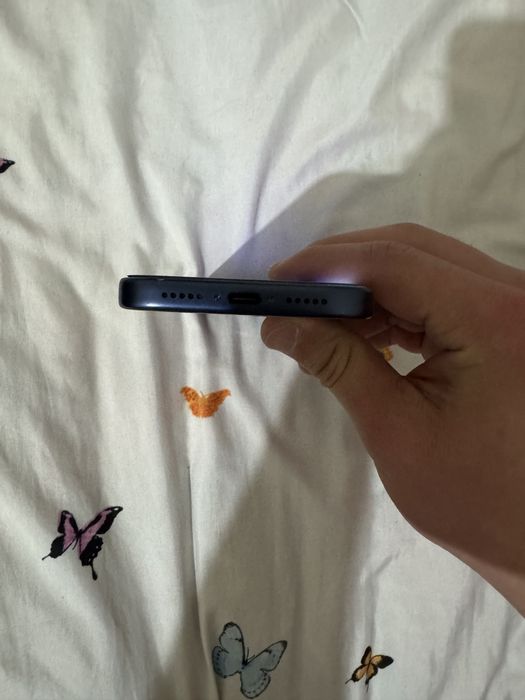 Iphone 17 pro blue arzon narxda