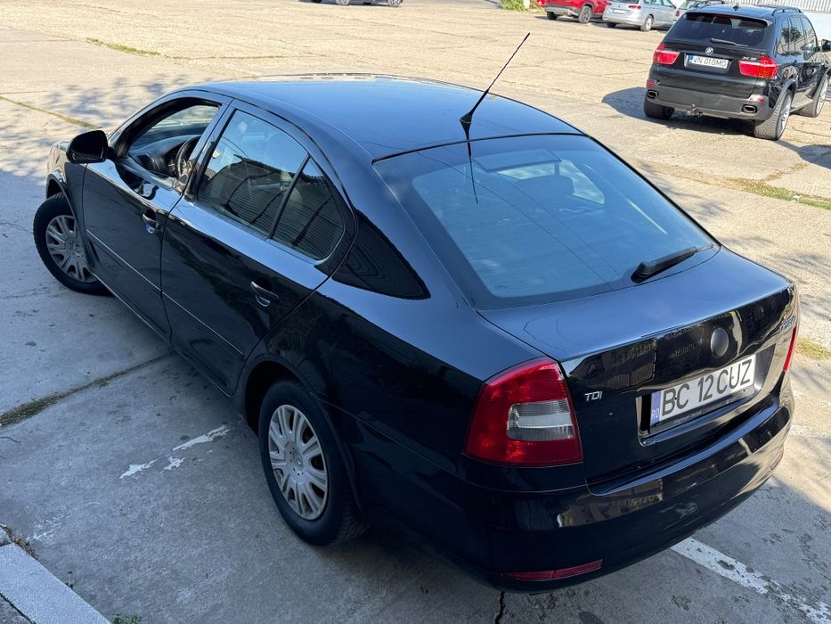 SKODA Octavia 2010 — imagine 2