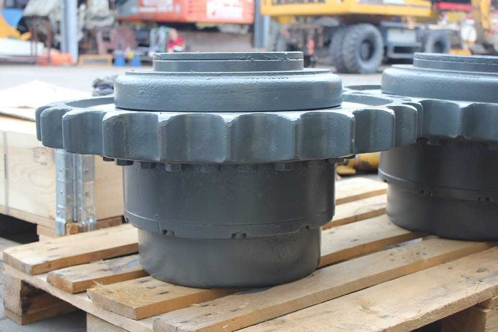 transmisie finala excavator liebherr r 912 lit , r 932 second hand