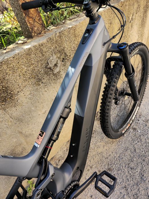 Canyon spectral ON CF 8 29/27.5 Електрически Карбонов 1x12 Като нов