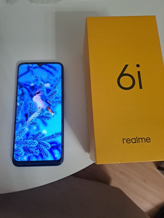 Срочно продам телефон redlme