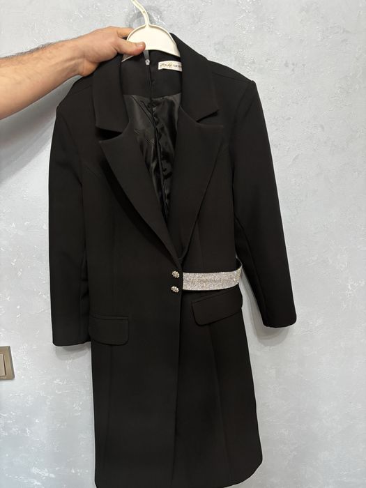 Продам платье пиджак