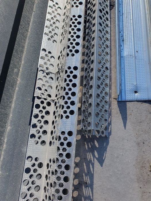 Vind Rigips  profile cd  colțare