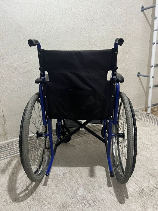 Инвалидная коляска