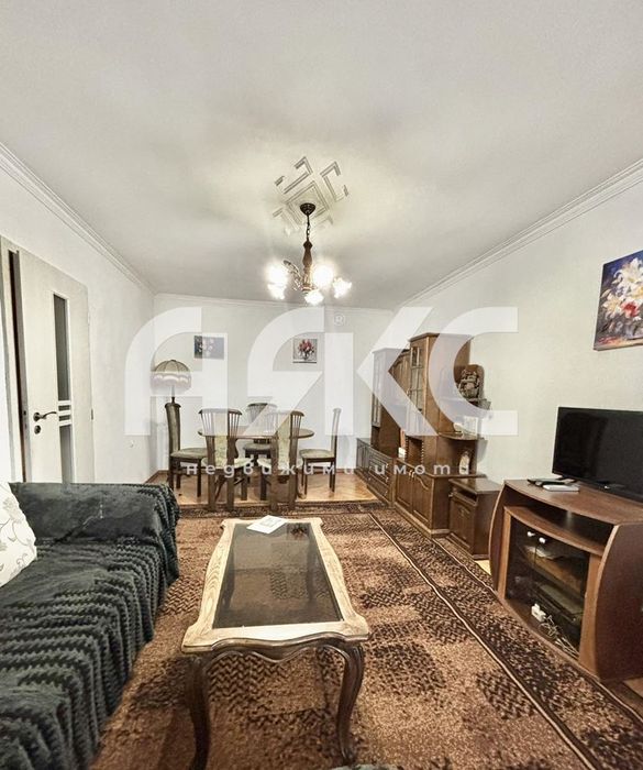 Дава се под наем Тристаен апартамент в София, Младост 1 - 85 кв.м за 747.66 € - Снимка #1