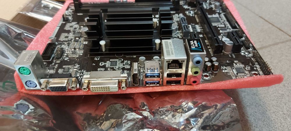 Материнская плата ASRock N3700M (встроенный процессор Intel Pentium)