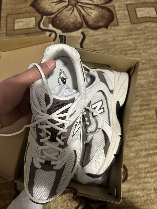 New Balance 530 чисто нови.