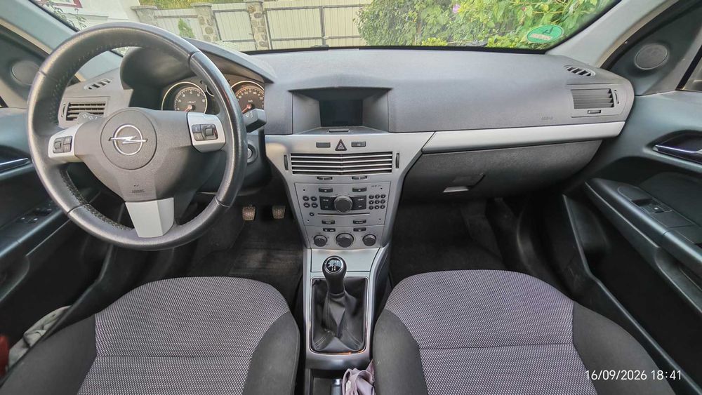 OPEL Astra 2009 — imagine 3