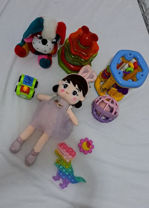 Antepremergator muzical+ jucării