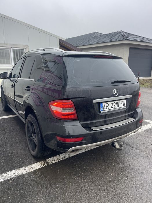 Mercedes benz Ml350 2011
