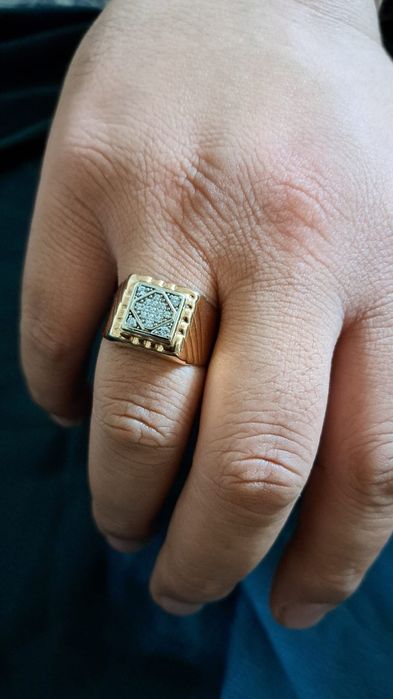 Продам золотой перстень