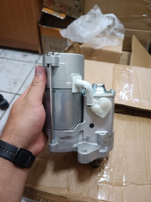 Стартер 2UZ 3UZ 4.3 4.7