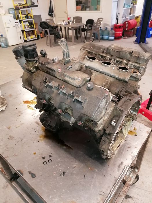 Продам двигател за Мерцедес мл 320 бензин