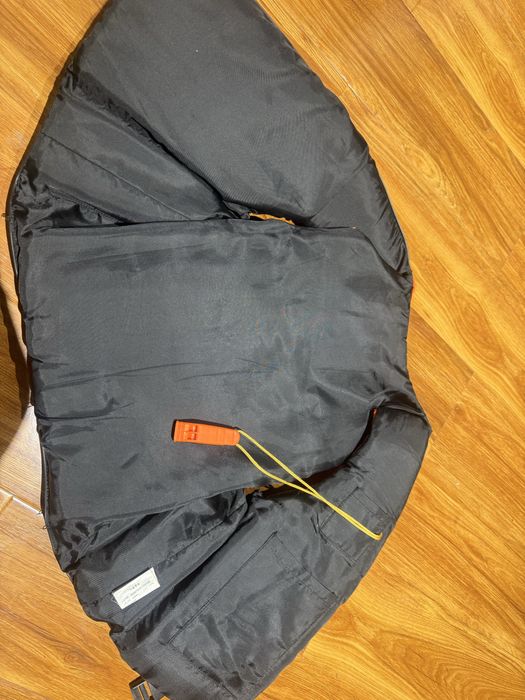 Продам жилет б/у