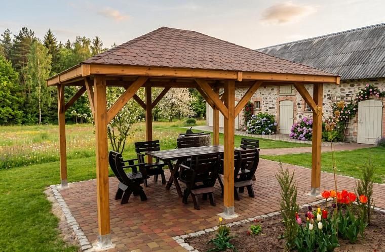 Беседка из дерева