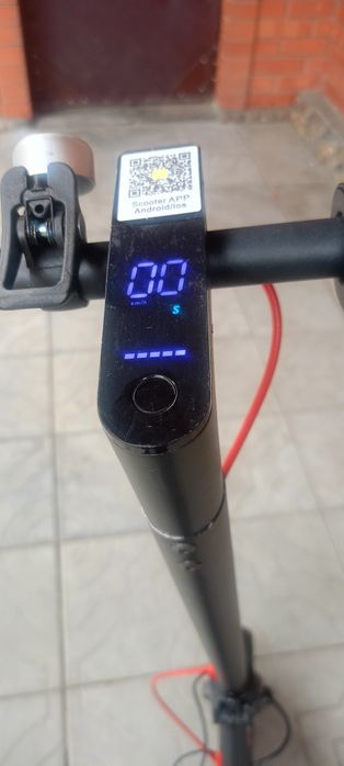 Продам электросамокат Micmax
